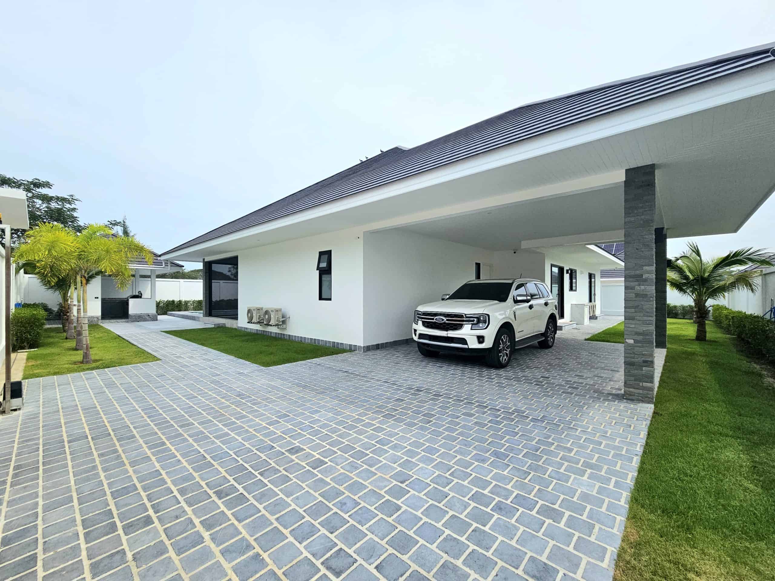 Elegant Pool Villa Hua Hin Beautiful Villa for Sale