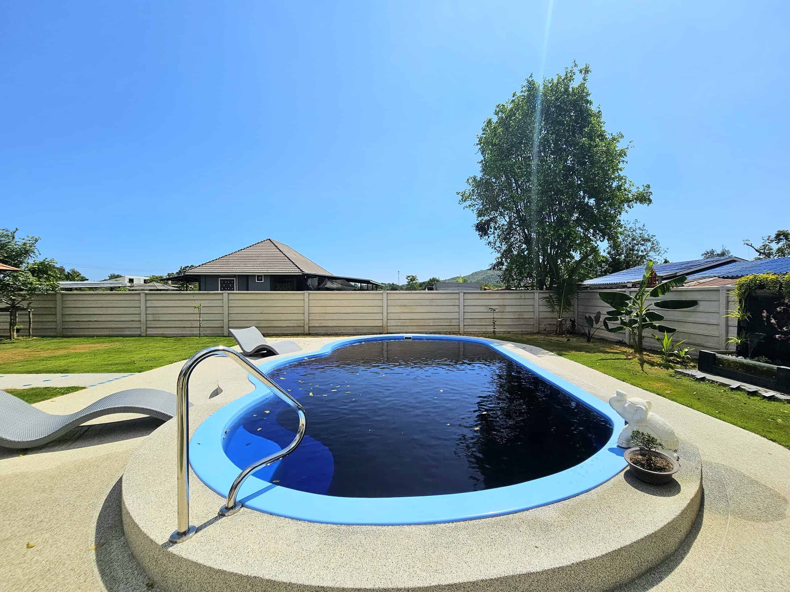 Villa Pranburi Pool Thai Style Beautiful Modern Villa with Pool