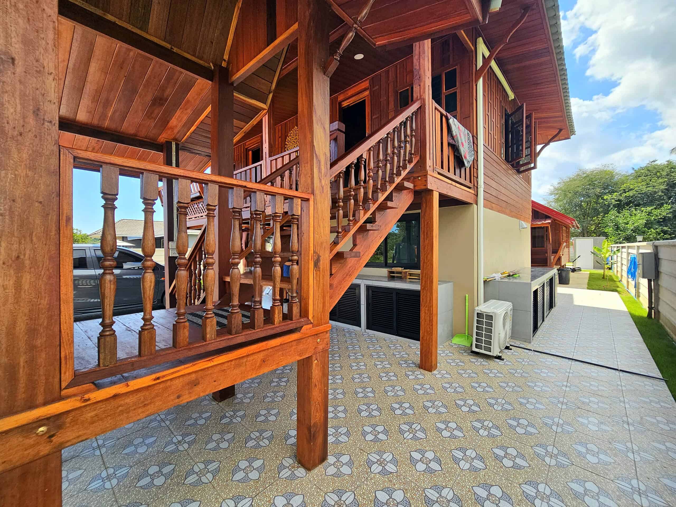 Pranburi Luxury Pool Villa Beautiful Thai Style Pool Property