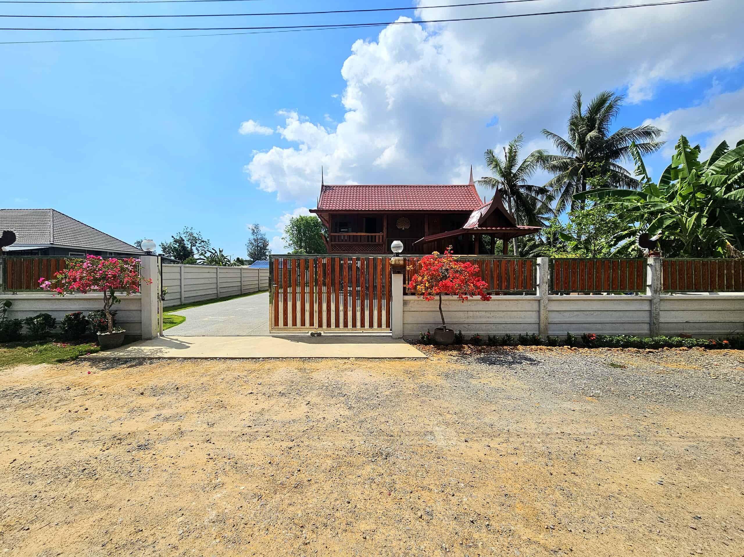 Modern Thai Style Pool Villa Pranburi Modern Thai Style Pool Villa for Sale in Pranburi