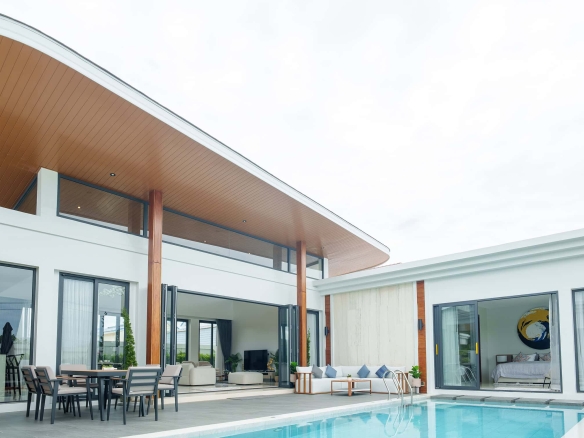 Tropical Contemporary Pool Villa Hua Hin Thailand Sale