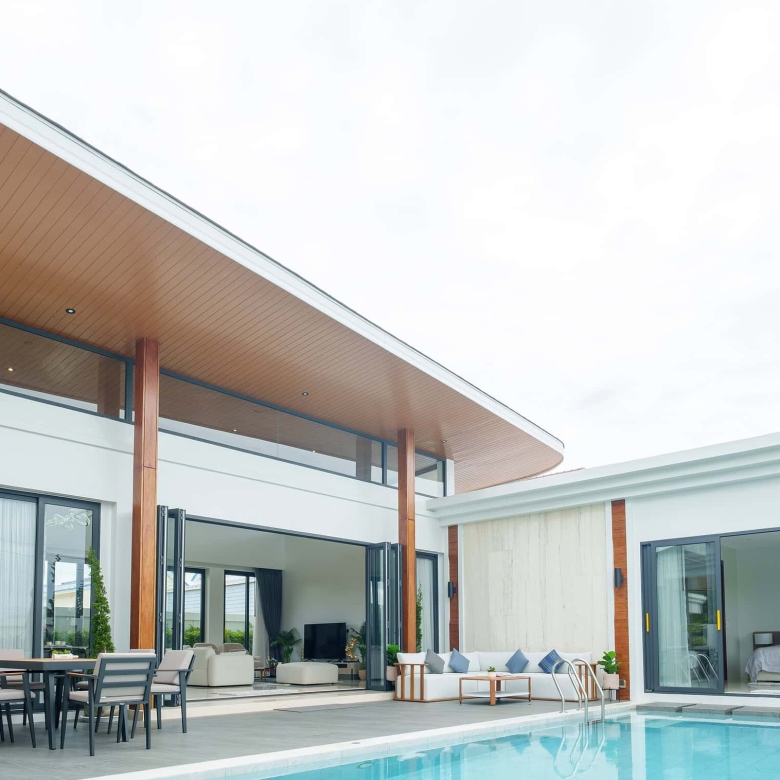 Luxurious Thipurai Pool Villa For Sale in Hua Hin