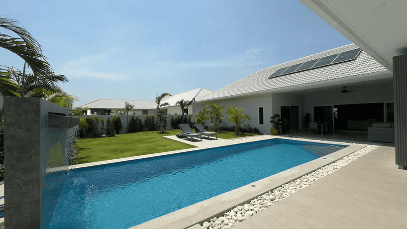 Spectacular Villa with Natural Garden Setting