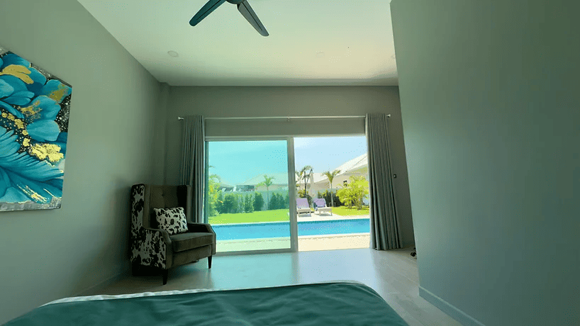 Beautiful Tropical Villa with Swimming Pool