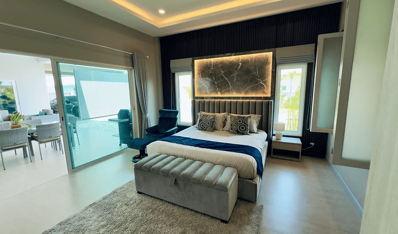 Charming Villa with Scenic Landscape Views