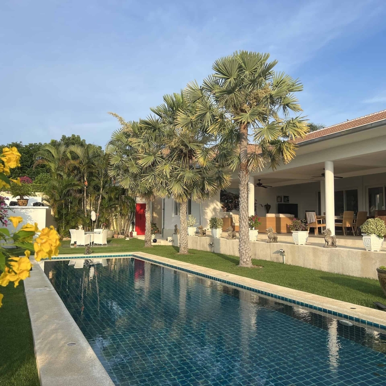 Retirement paradise modern pool villa