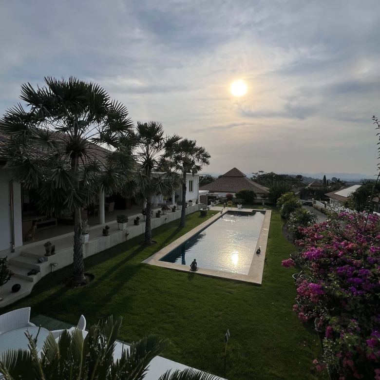 Hua Hin luxury villa perfect families
