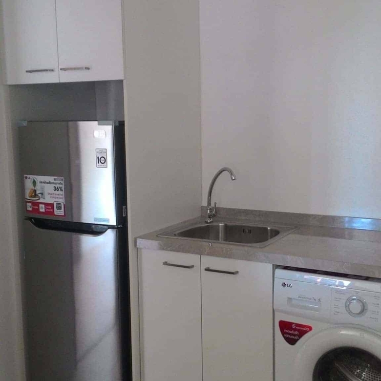Premium Condo Kitchen Modern Appliances