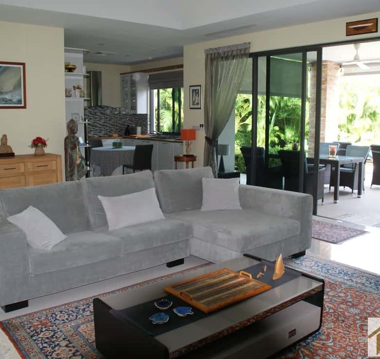 Park Estate Modern Villa Baan