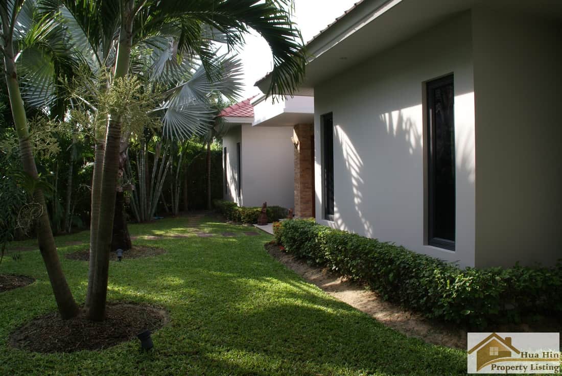 Elegant Estate Sales Modern Park Baan Ing Phu Estate Villa Modern