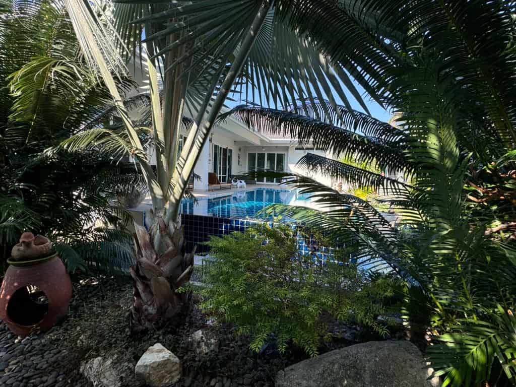 Stunning Pool Villa in Baan Phu Thara Development