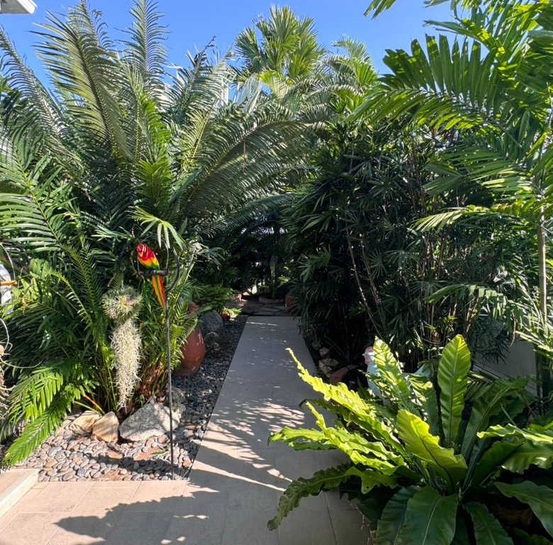 Tropical Paradise Villa in Exclusive Development