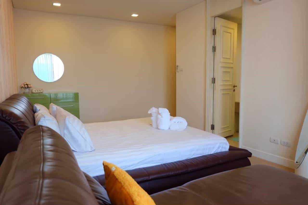 Sunny Beachfront Condo Hua Hin Elegant Coastal Condo Living