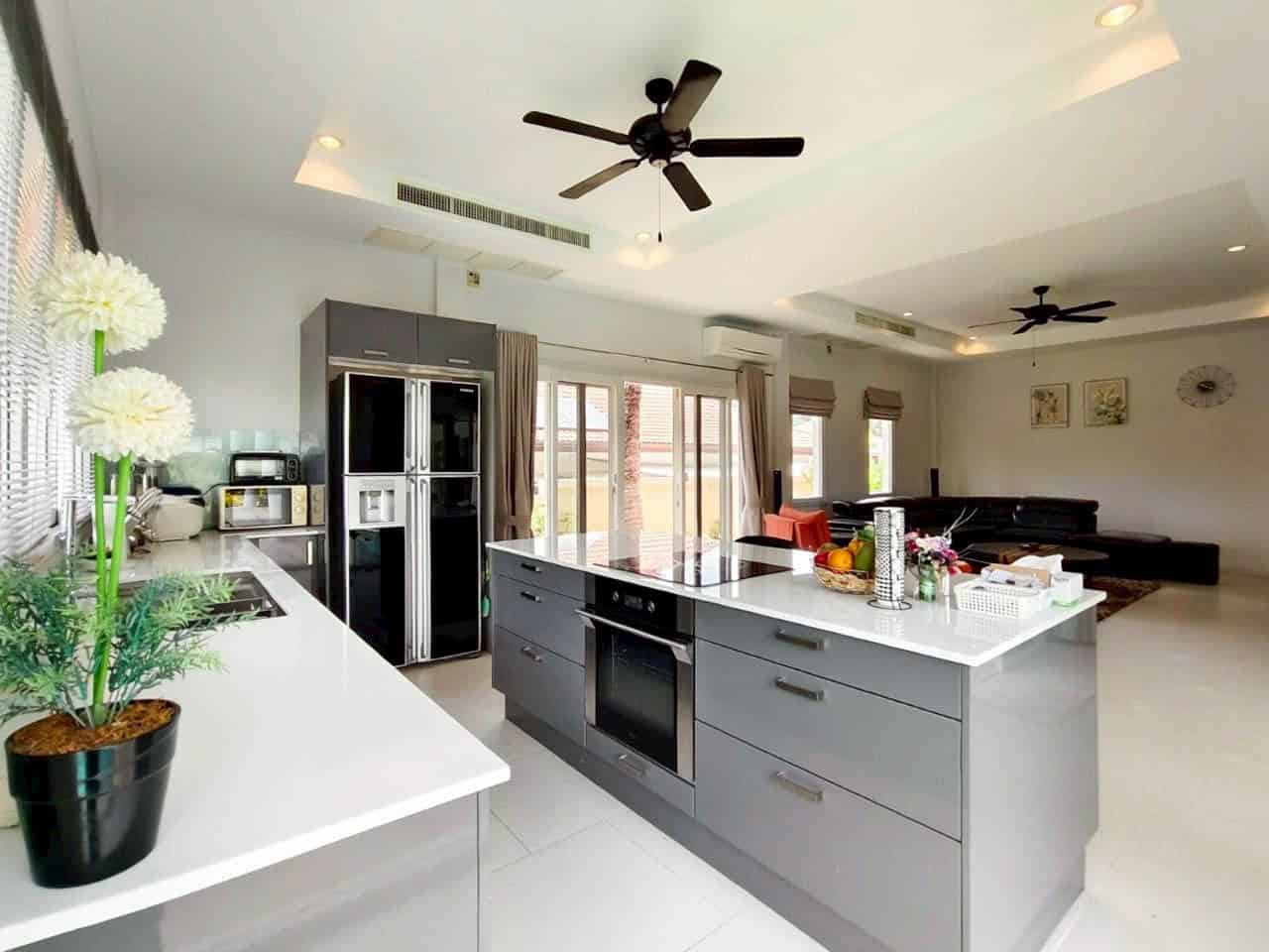 Luxury Pool Villa In Hua Hin Executive Property Near World Class Golf Course