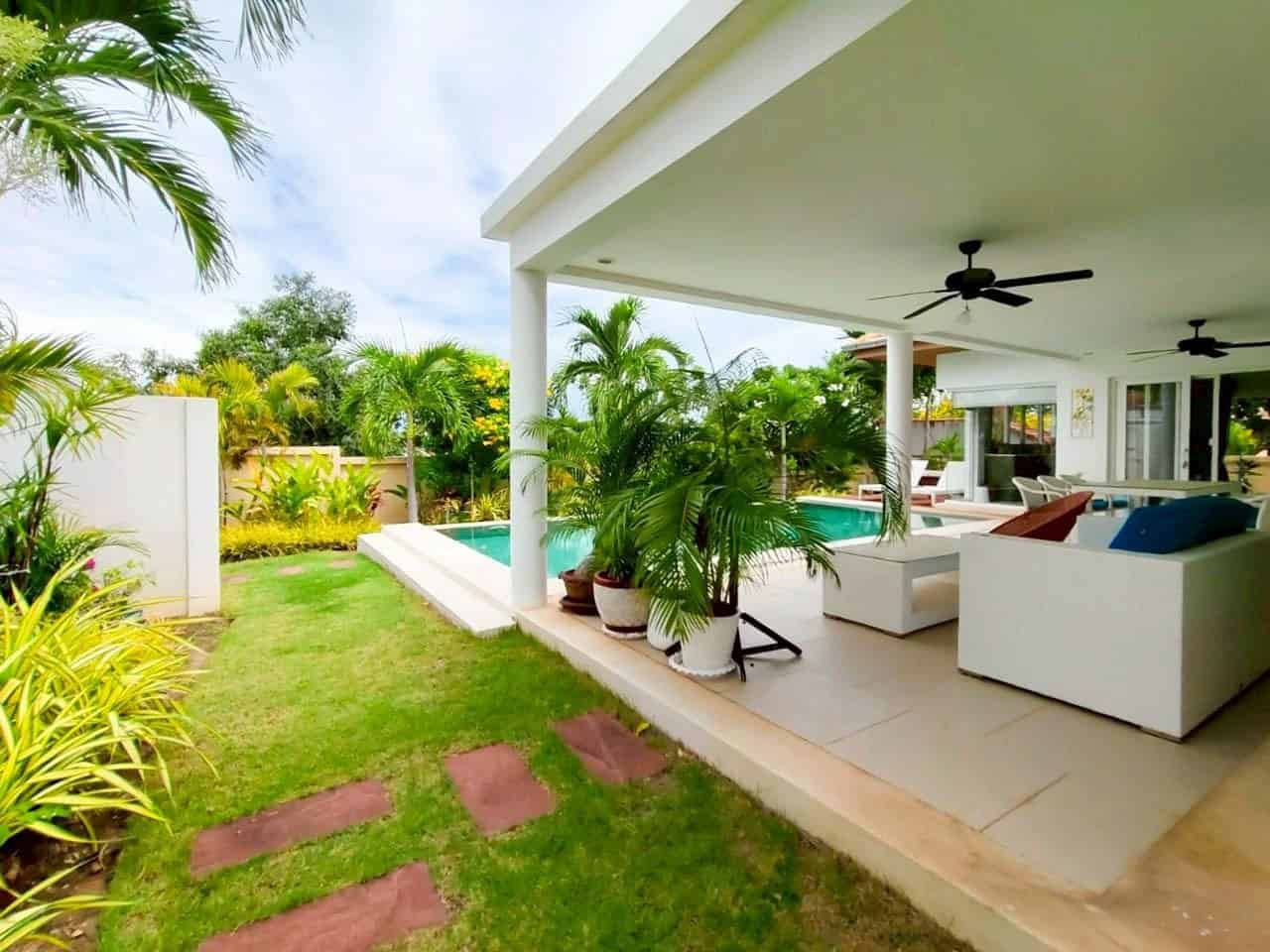 Luxury Villa Sale Hua Hin Golf Course Luxury Villa with Pool in Premium Location
