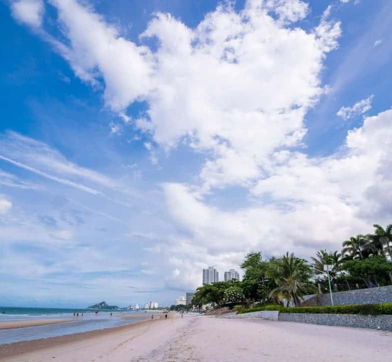 Spacious Three Bedroom Condo Hua Hin Central