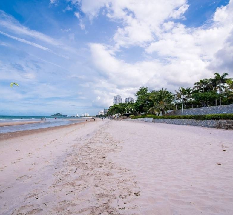 Fully Furnished Mediterranean Style Condo Thailand