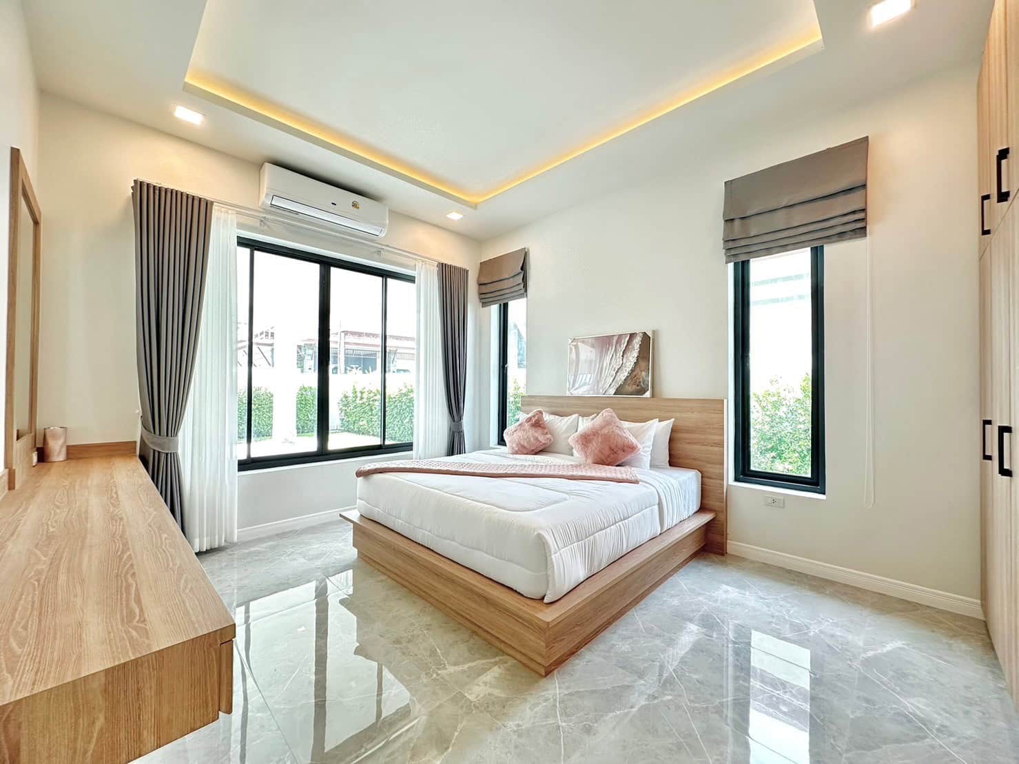 Balinese Design Home Swimming Pool Thailand