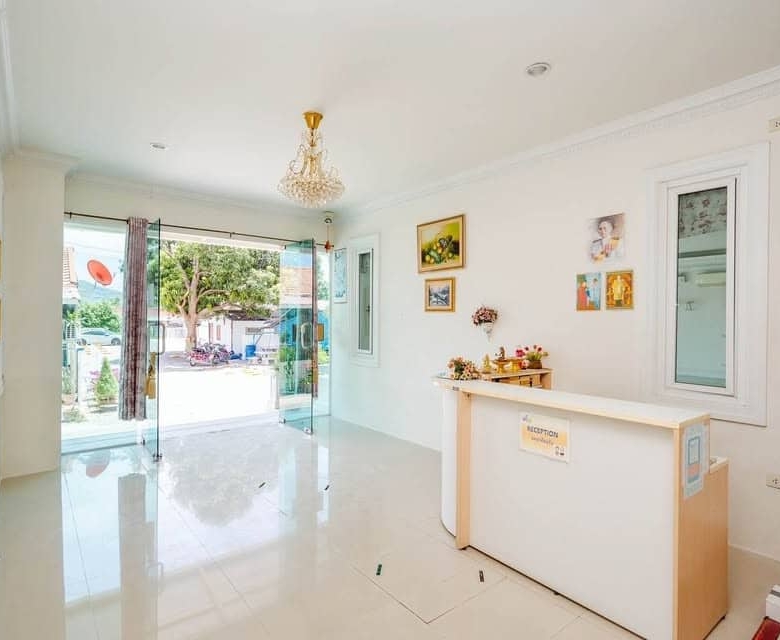 Beachfront Apartment Building Investment Grade Property