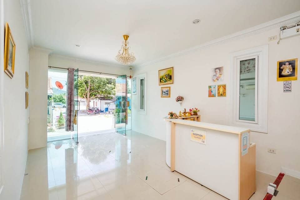 Beachfront Apartment Building Investment Grade Property