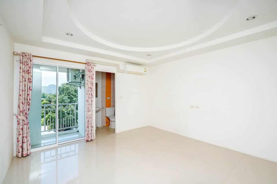 Exceptional Apartment Investment Opportunity Beach Proximity Apartment Complex Prime Location Sale