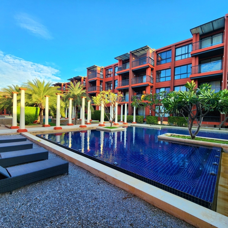 Resort Style 2 Bedroom Condo for Sale in Bluroc Hua Hin Near Beach