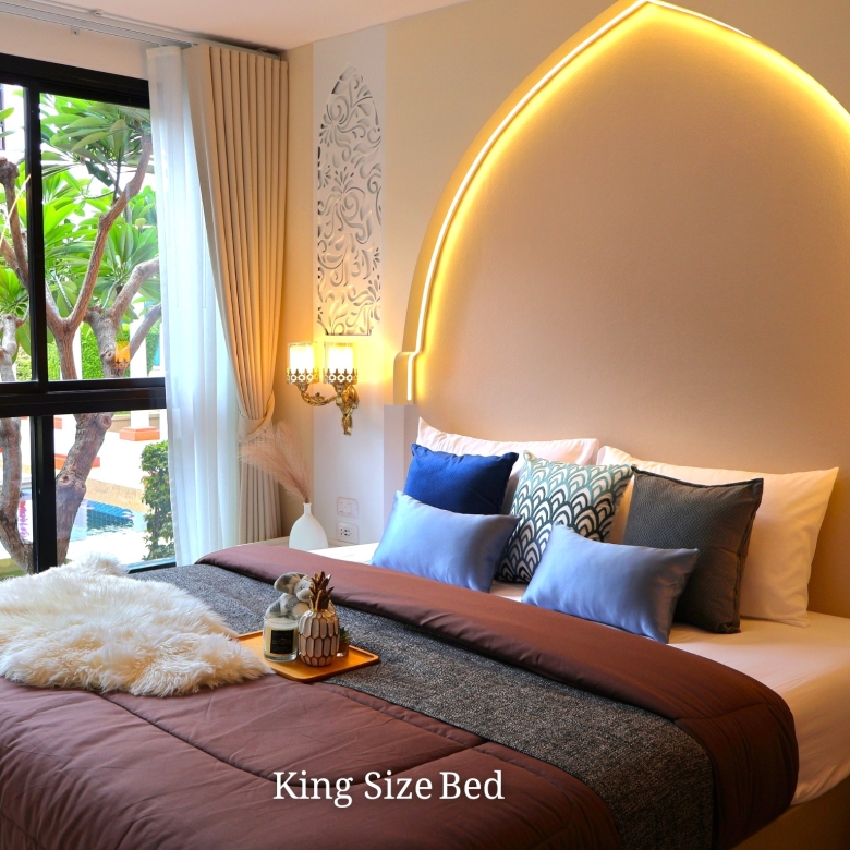 Luxury Two Bedroom Condo Bluroc Hua Hin
