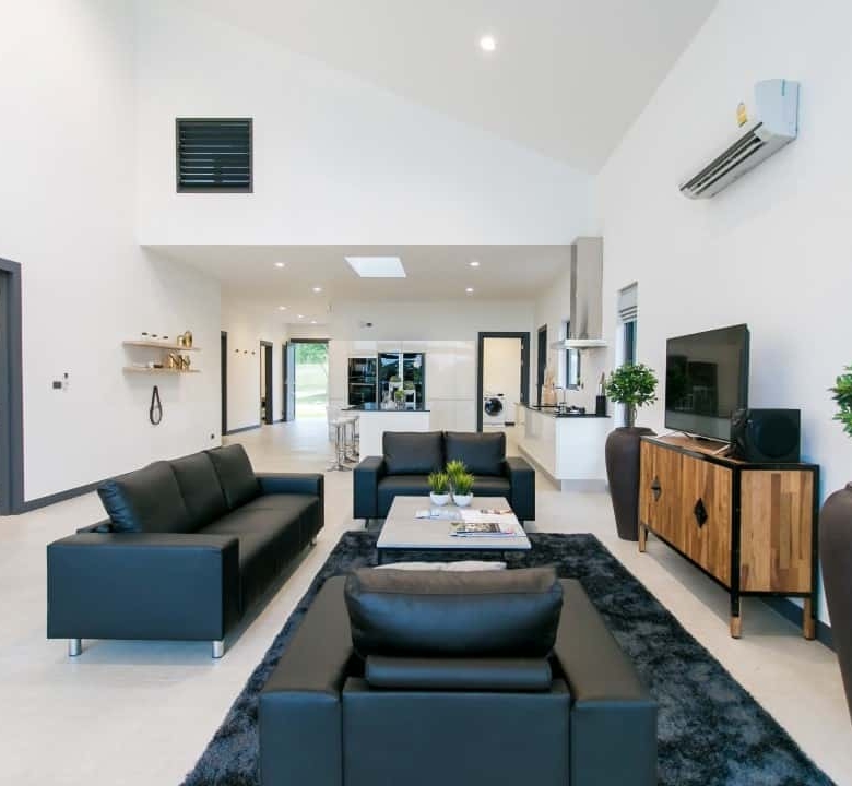 Quality Luxury Villa Sanctuary Lakes Thailand Sale