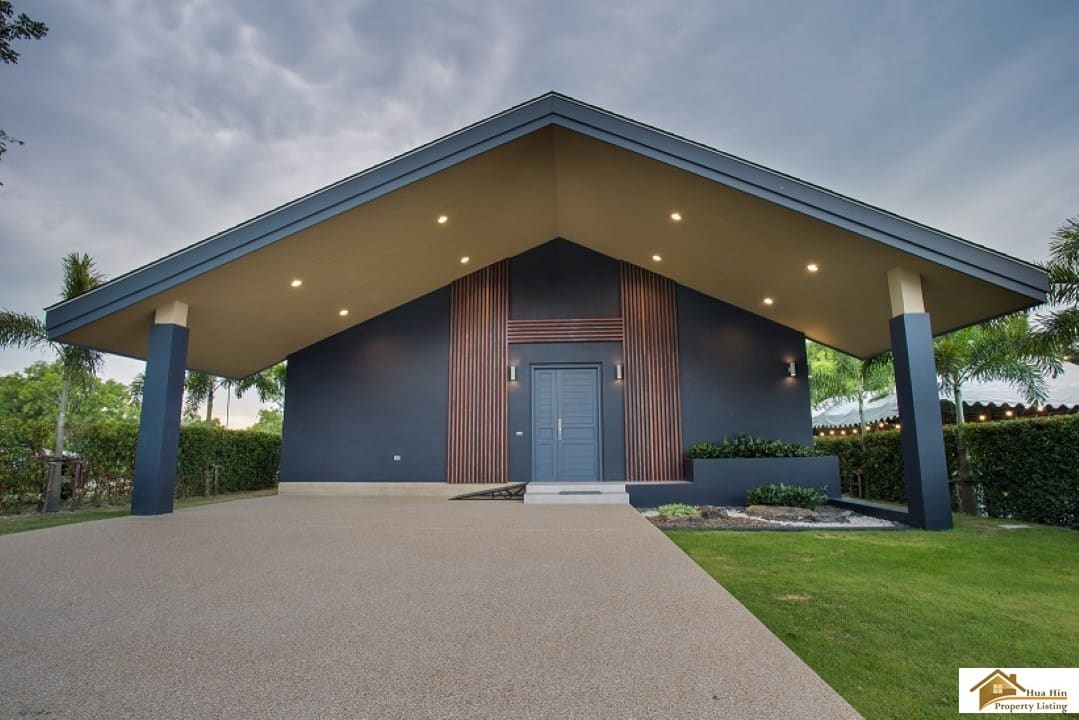 Villa Sale Sanctuary Lakes Beautiful Nature Views