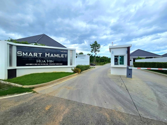 Villa community amenities Smart Hamlet
