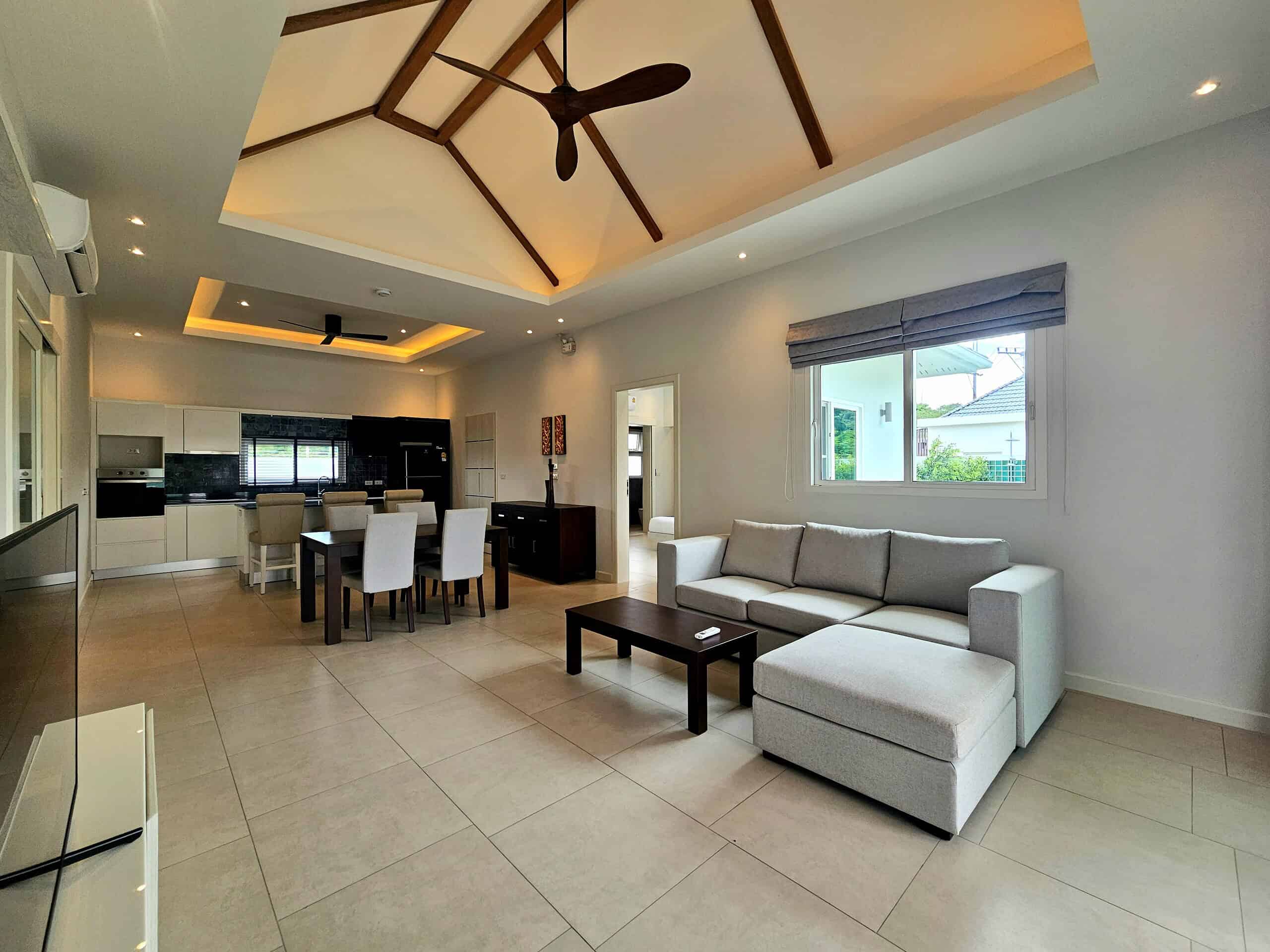 Impressive Villa Features Villa garden tropical plant landscaping