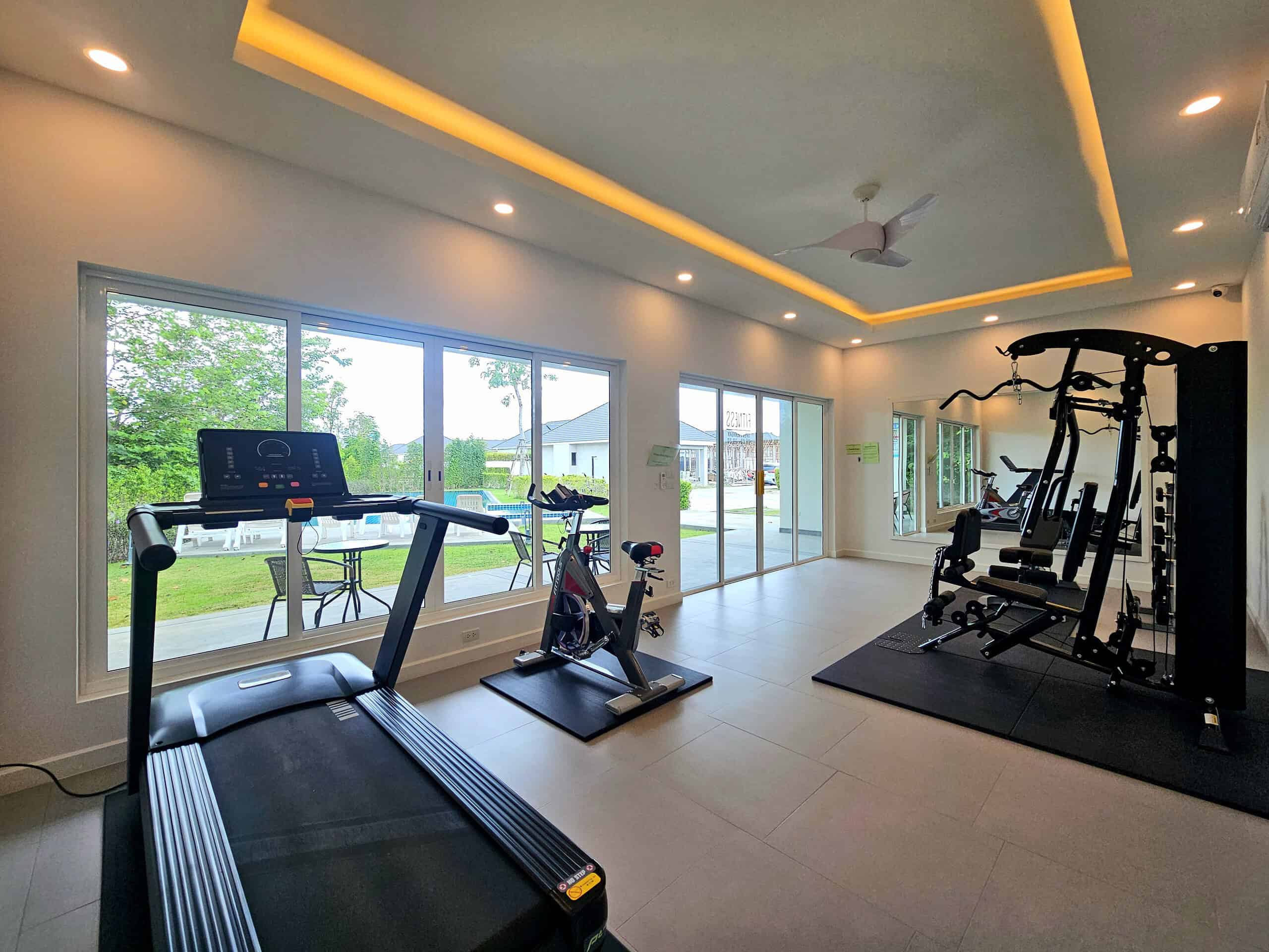 Sophisticated Villa Design Villa bedroom ceiling fan comfort
