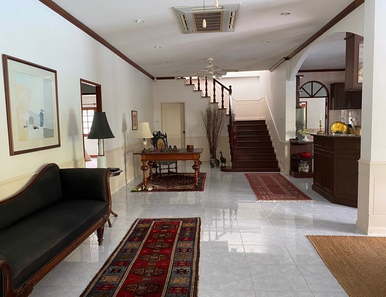Stunning Pool Villa Hua Hin