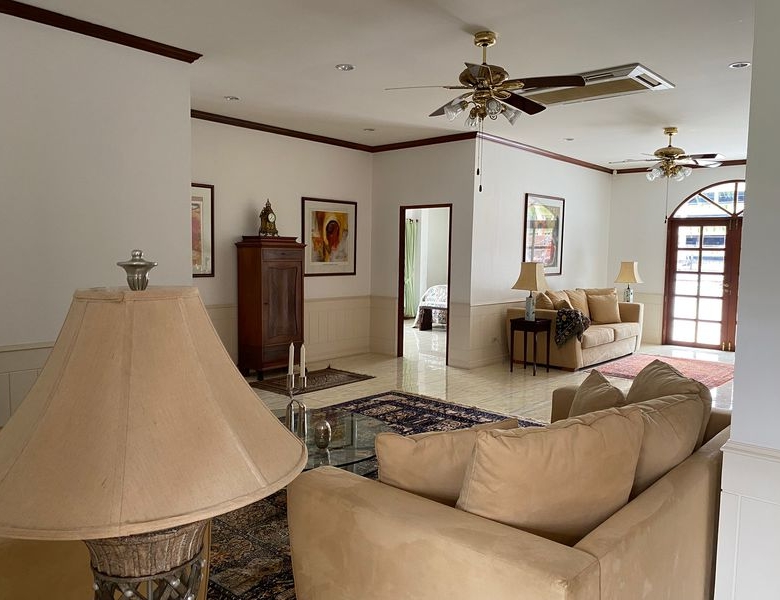 Quality Villa Hua Hin Sale