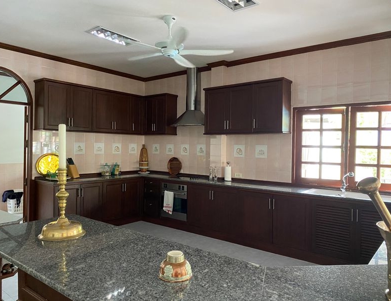 Executive Villa Sale Hua Hin