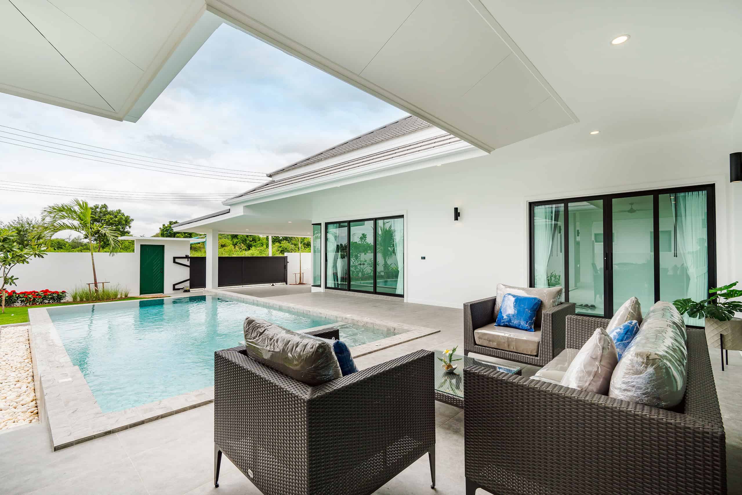 Hua Hin Luxury Sales Property Premium Pool Villa Botanica Community