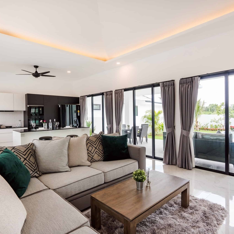 Exclusive Tropical Villa Sales Botanica