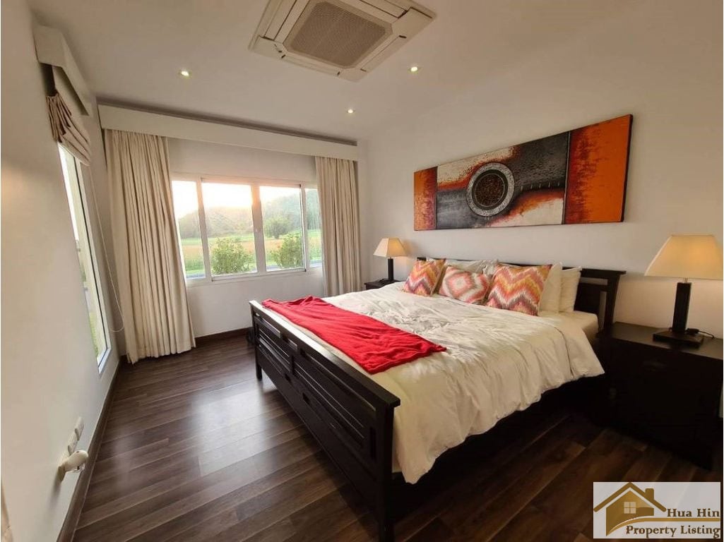 Beautiful Pool Villa Black Mountain Golf Development