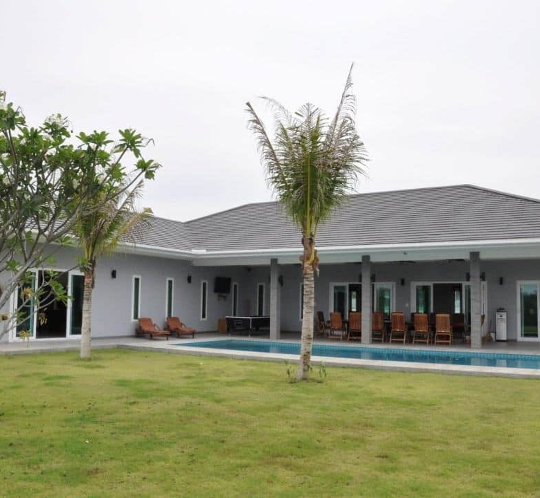 Massive Plot Villa Development Opportunity
