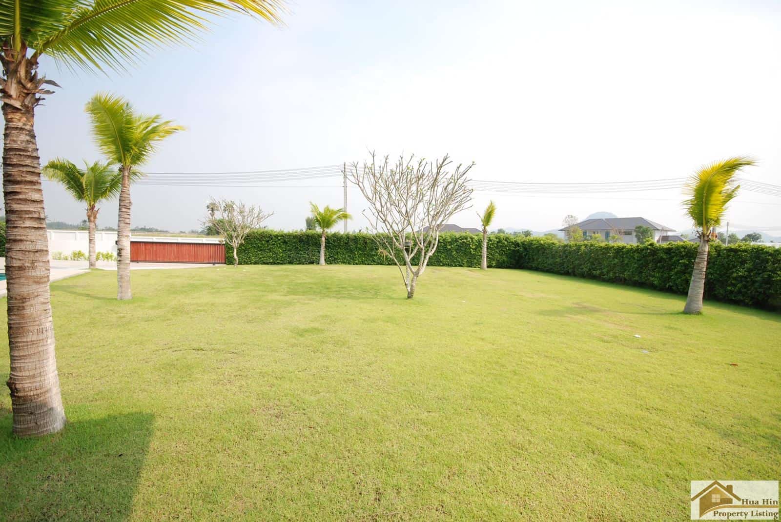 Interesting Hua Hin Villa Sales Bargain Community Property Sales Display