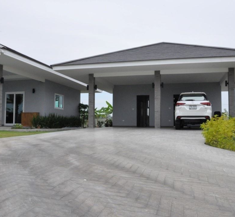 Luxury Pool Villa Sales Presentation