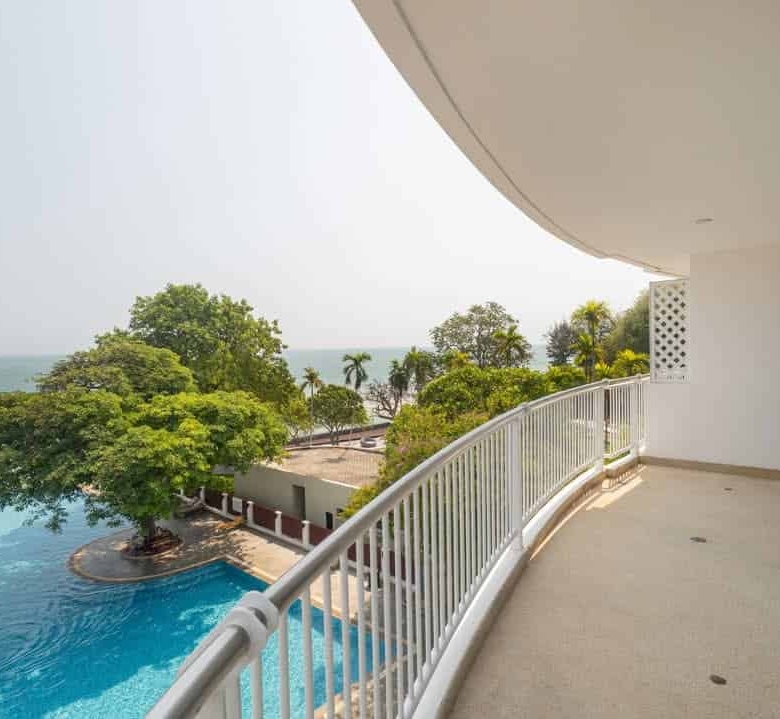 Modern Beachfront Condo Panoramic Water Views