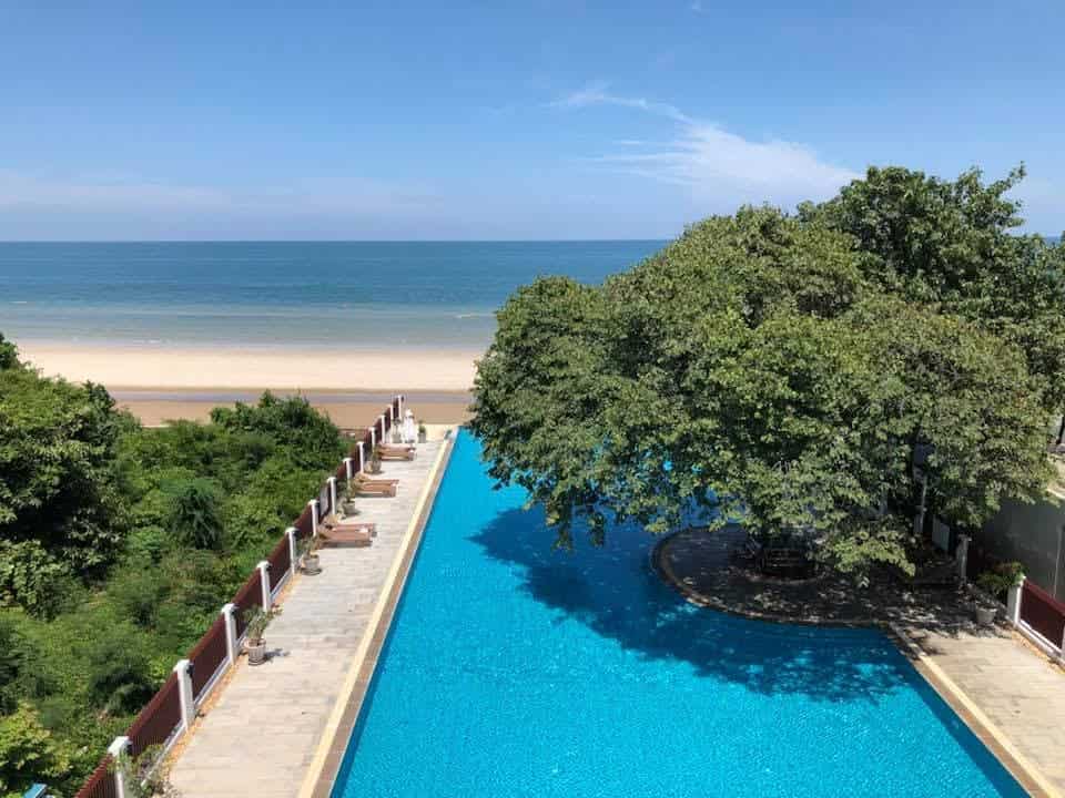 Stunning Beachfront Condo Ocean Views Premium Beachfront Condo Breathtaking Coastal Views