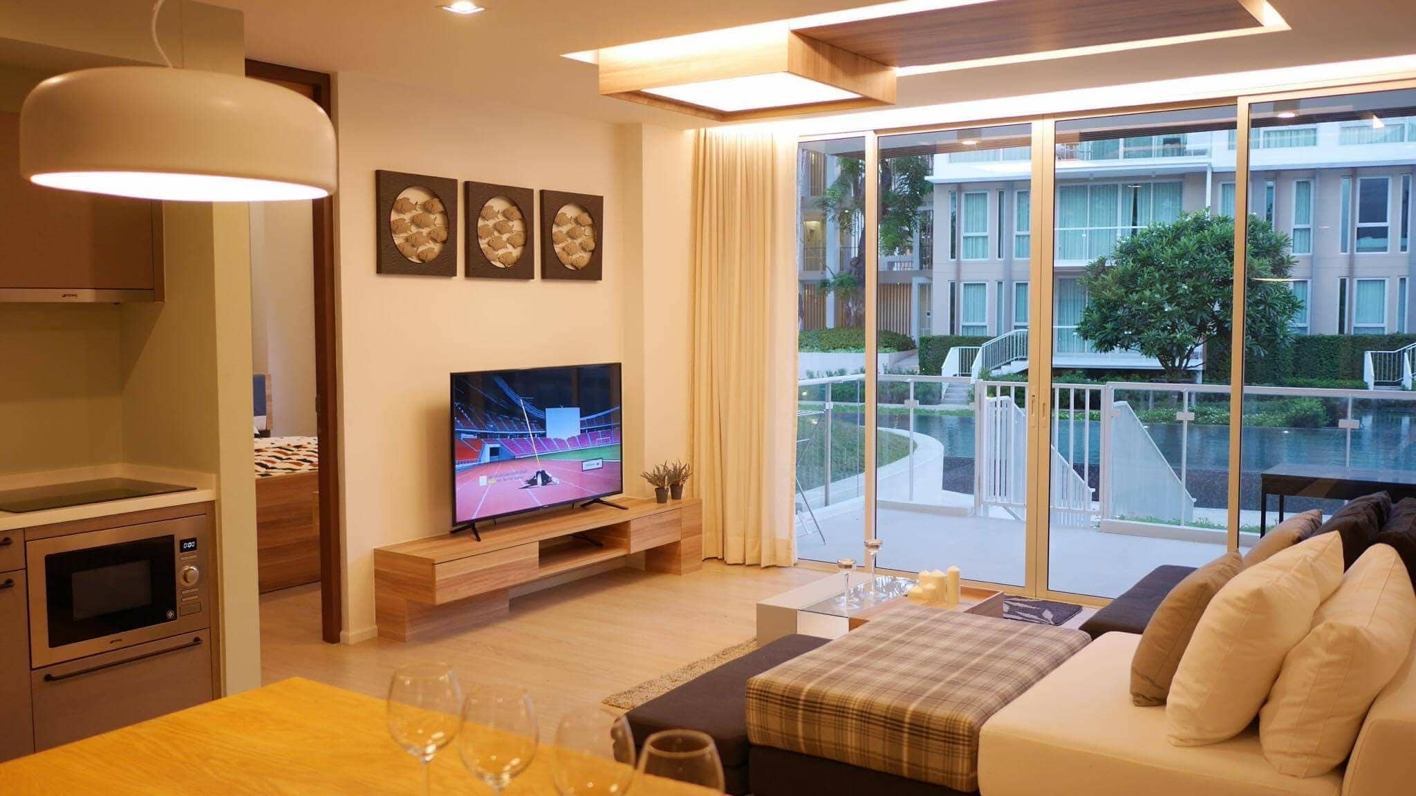 Luxury Coastal Condominium Sales Opportunity