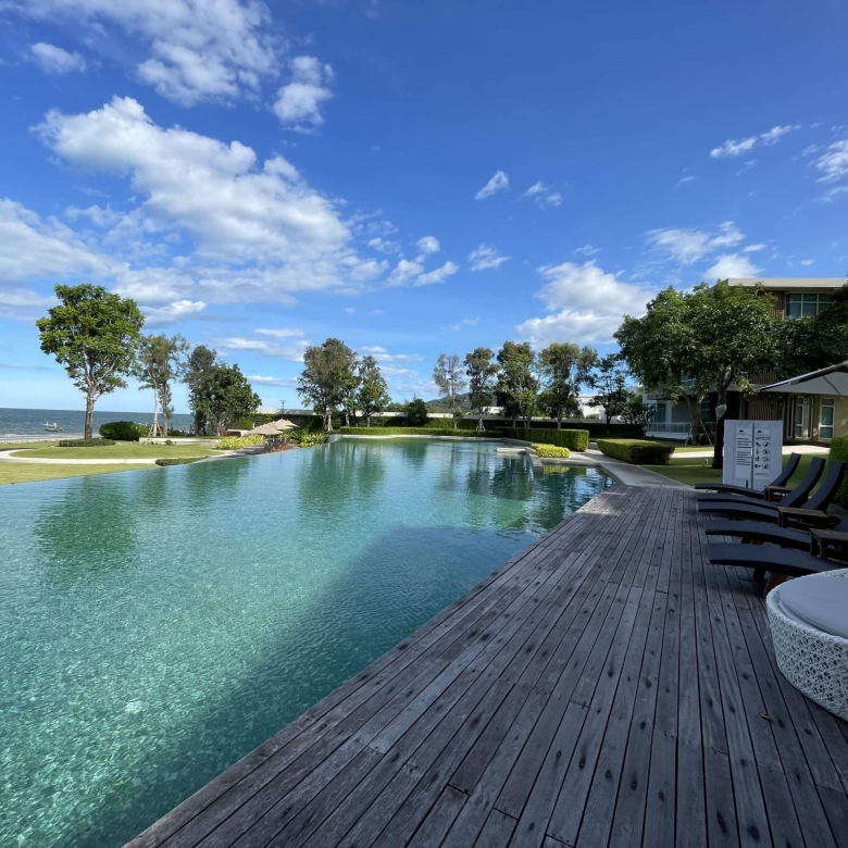 Modern Seaside Real Estate Investment